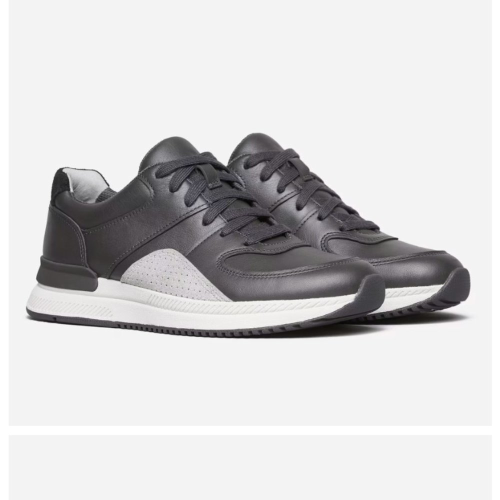 LIKE NEW Everlane Leather Trainer Sneakers in Colorblock Navy/Grey Size …